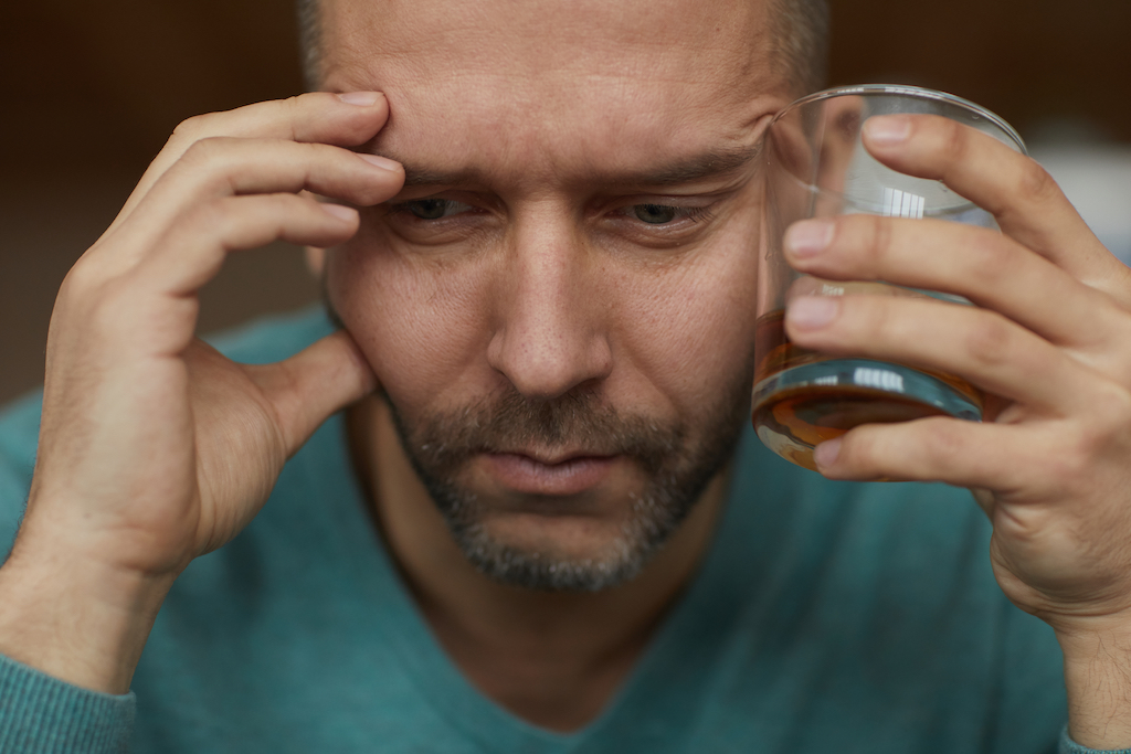 Niekorzystny wpływ alkoholu na funkcje kognitywne mózgu